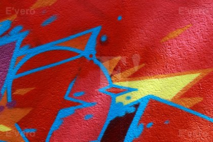 Mur extérieur peint sur crépi plat